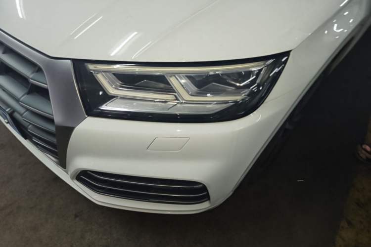 Used Audi Q5L 2018 45 TFSI Prestige Sporty Edition China VI Left Front Headlight