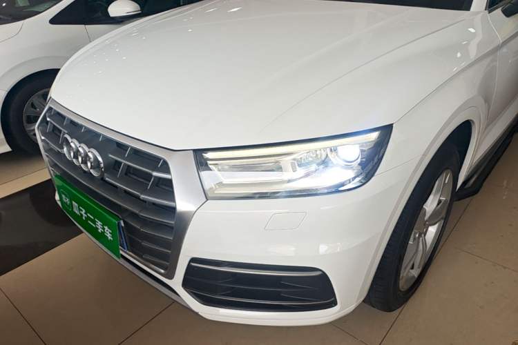 Used Audi Q5L 2018 40 TFSI Prestige Edition China V Left Front Headlight