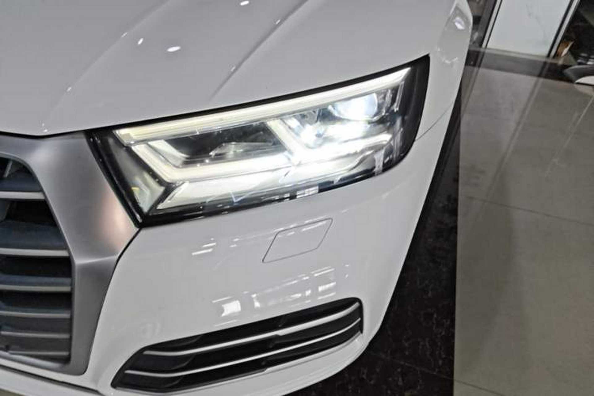 Used Audi Q5L 2018 40 TFSI Prestige Fashion Edition China V Left Front Headlight