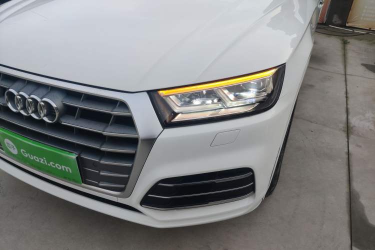 Used Audi Q5L 2018 40 TFSI Prestige Fashion Edition China V Left Front Headlight