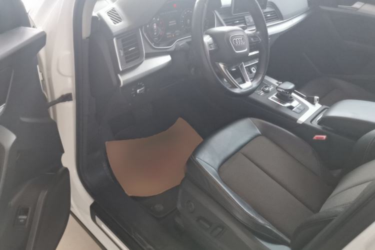 Used Audi Q5L 2018 40 TFSI Prestige Fashion Edition China V Left Front Seat
