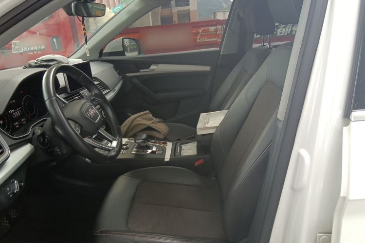 Used Audi Q5L 2018 40 TFSI Prestige Fashion Edition China V Left Front Seat