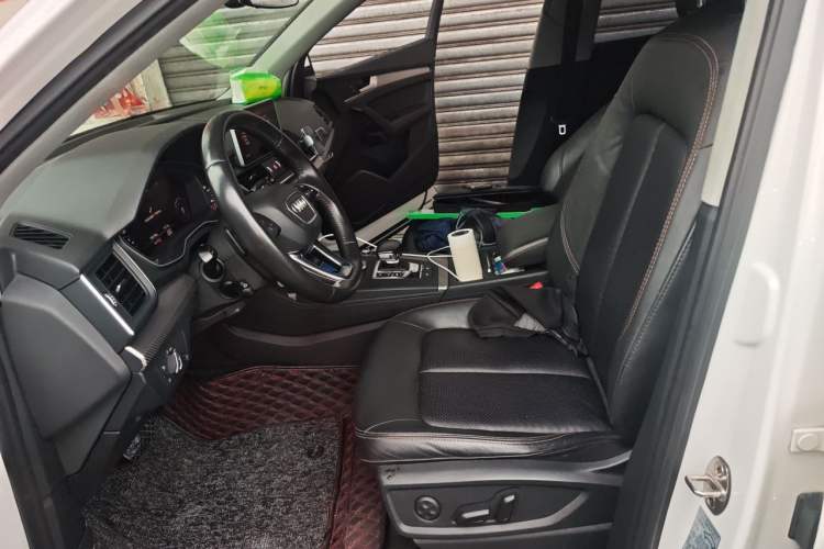 Used Audi Q5L 2018 45 TFSI Prestige Fashion Edition China VI Emission Standard Left Front Seat
