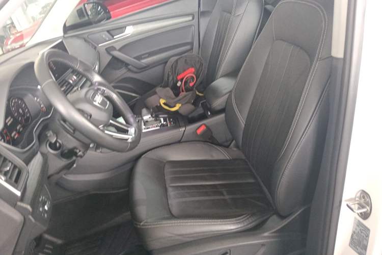 Used Audi Q5L 2018 45 TFSI Prestige Elegant Version China V Left Front Seat