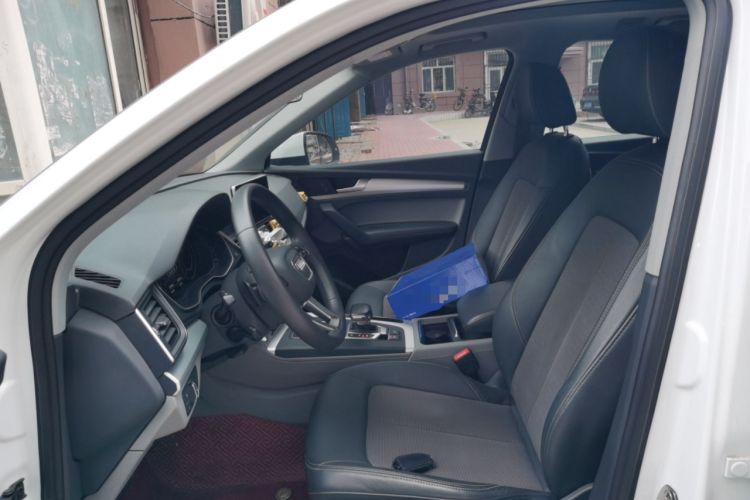 Used Audi Q5L 2018 40 TFSI Prestige Fashion Edition China VI Left Front Seat
