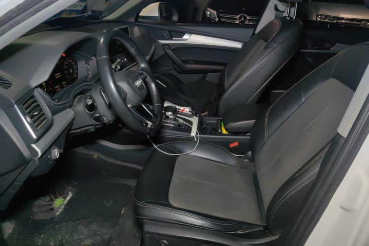 Used Audi Q5L 2018 40 TFSI Prestige Fashion Edition China V Left Front Seat