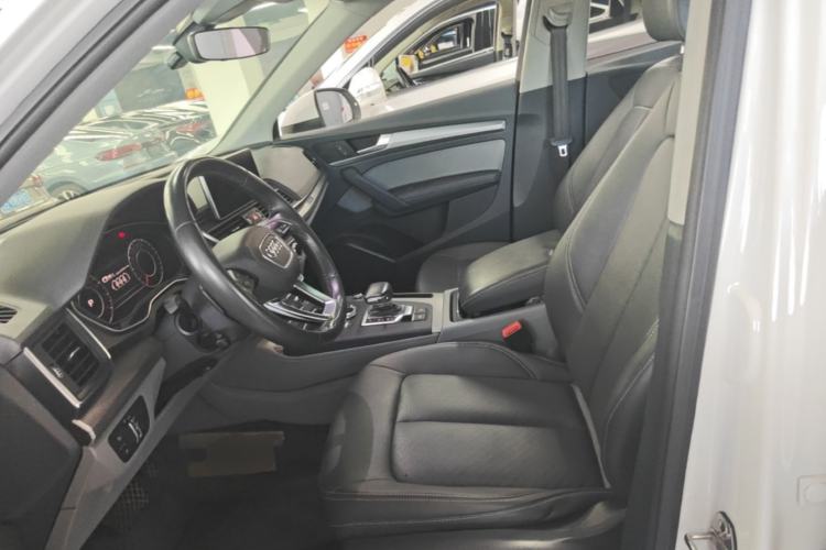 Used Audi Q5L 2018 45 TFSI Prestige Fashion Edition China VI Emission Standard Left Front Seat