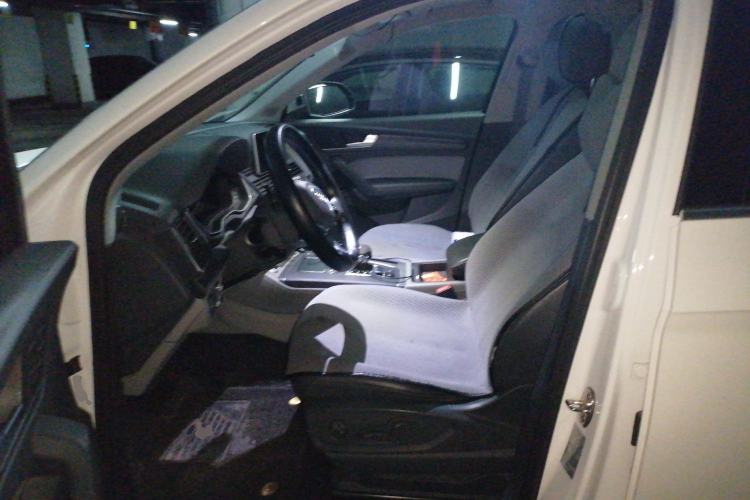 Used Audi Q5L 2018 45 TFSI Prestige Fashion Edition China VI Emission Standard Left Front Seat