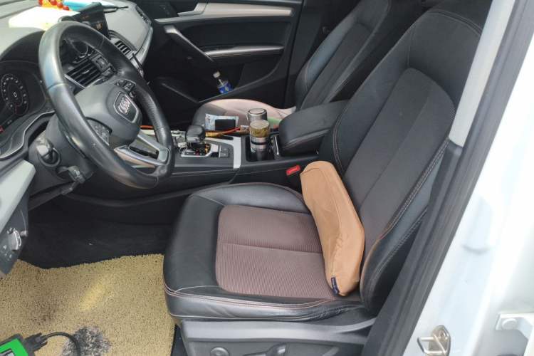 Used Audi Q5L 2018 40 TFSI Prestige Fashion Edition China VI Left Front Seat