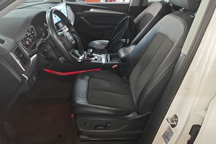 Used Audi Q5L 2018 45 TFSI Prestige Fashion Edition China VI Emission Standard Left Front Seat