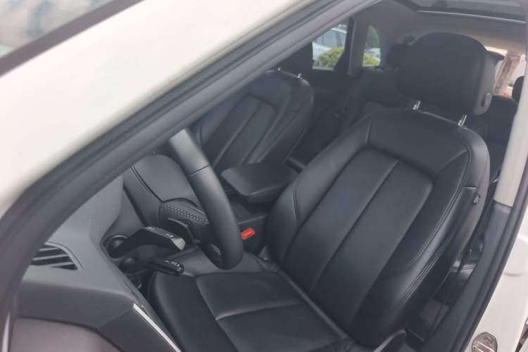 Used Audi Q5L 2018 40 TFSI Prestige Fashion Edition China V Left Front Seat