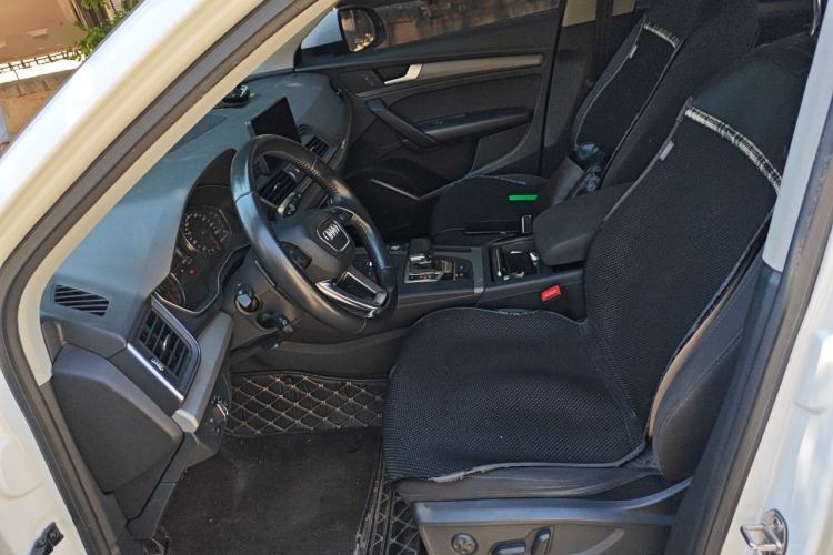 Used Audi Q5L 2018 40 TFSI Prestige Edition China V Left Front Seat