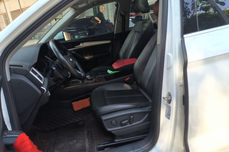 Used Audi Q5L 2018 40 TFSI Prestige Fashion Edition China V Left Front Seat