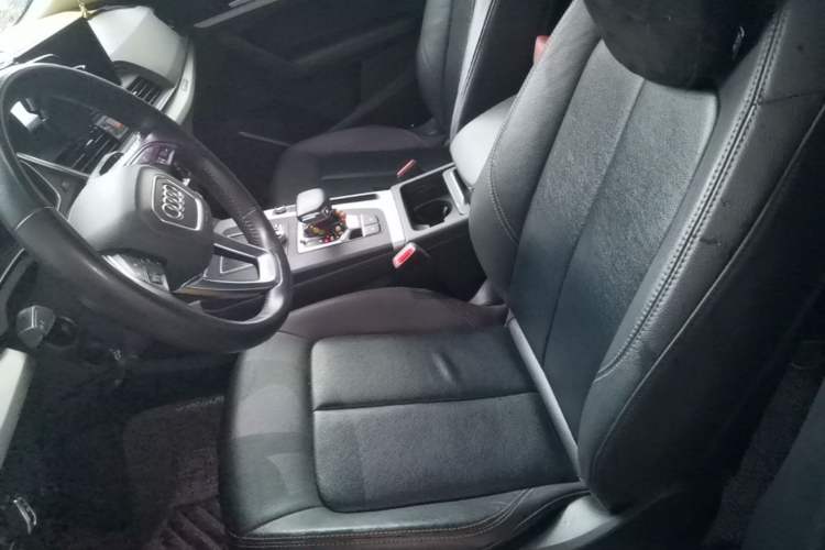 Used Audi Q5L 2018 40 TFSI Prestige Fashion Edition China VI Left Front Seat
