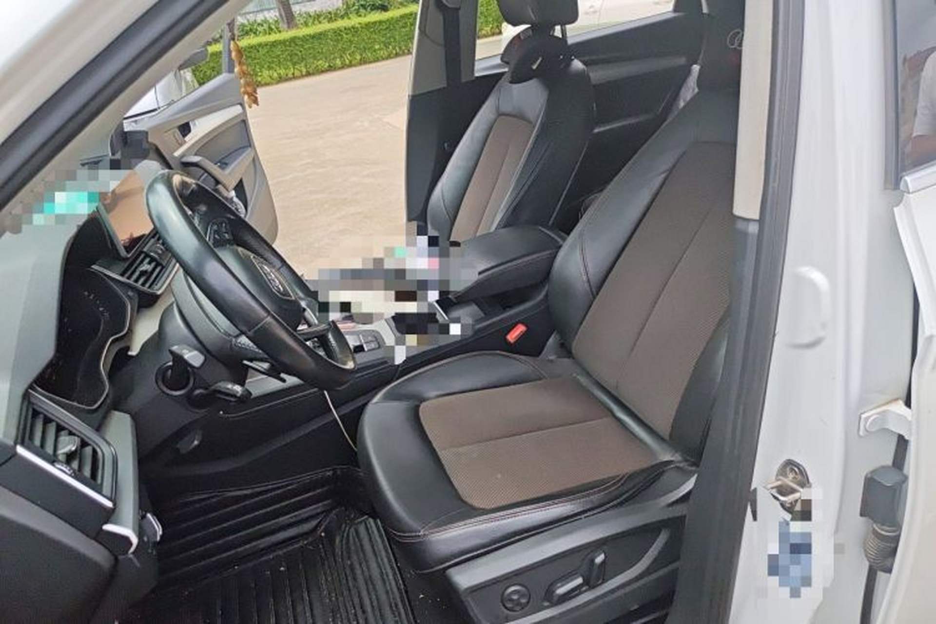 Used Audi Q5L 2018 40 TFSI Prestige Fashion Edition China VI Left Front Seat