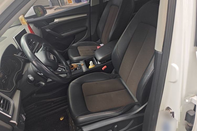 Used Audi Q5L 2018 45 TFSI Prestige Fashion Edition China V Emission Standard Left Front Seat