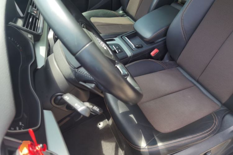 Used Audi Q5L 2018 40 TFSI Prestige Fashion Edition China VI Left Front Seat