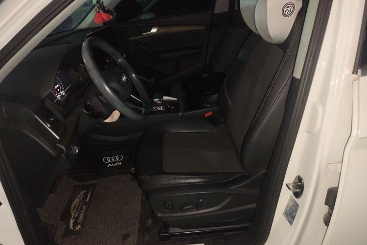 Used Audi Q5L 2018 45 TFSI Prestige Fashion Edition China V Emission Standard Left Front Seat