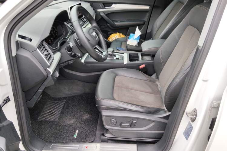 Used Audi Q5L 2018 40 TFSI Prestige Fashion Edition China VI Left Front Seat