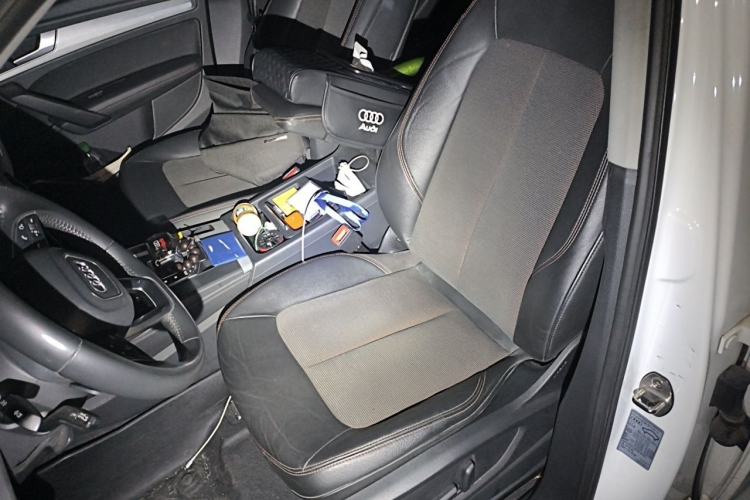 Used Audi Q5L 2018 40 TFSI Prestige Fashion Edition China VI Left Front Seat