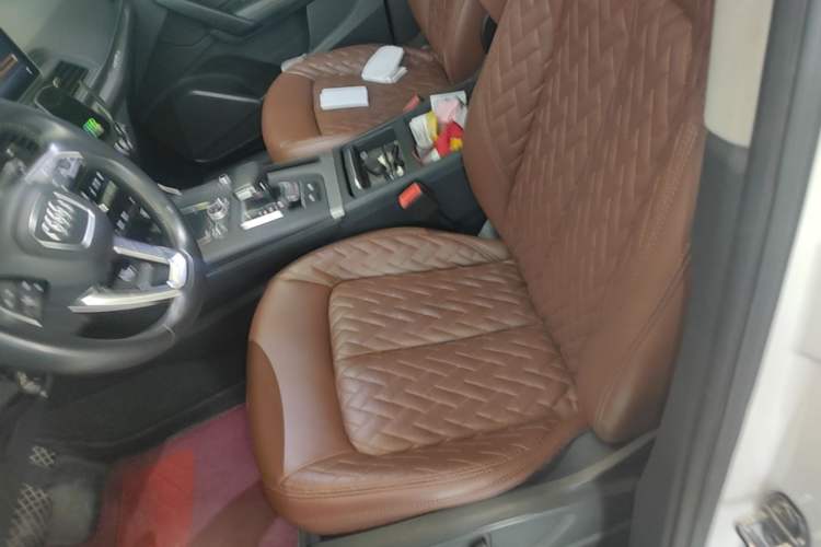 Used Audi Q5L 2018 45 TFSI Prestige Fashion Edition China V Emission Standard Left Front Seat