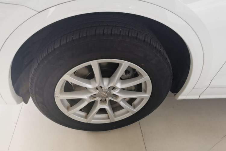 Used Audi Q5L 2018 40 TFSI Prestige Fashion Edition China V Left Front Wheel Hub