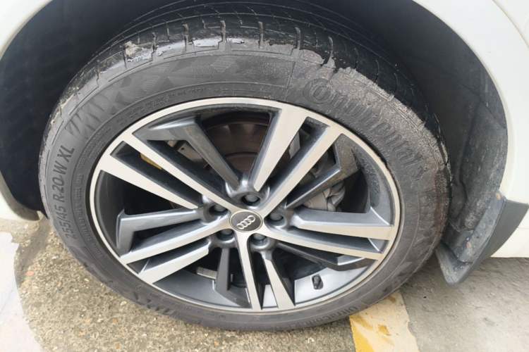 Used Audi Q5L 2018 40 TFSI Prestige Edition China V Left Front Wheel Hub