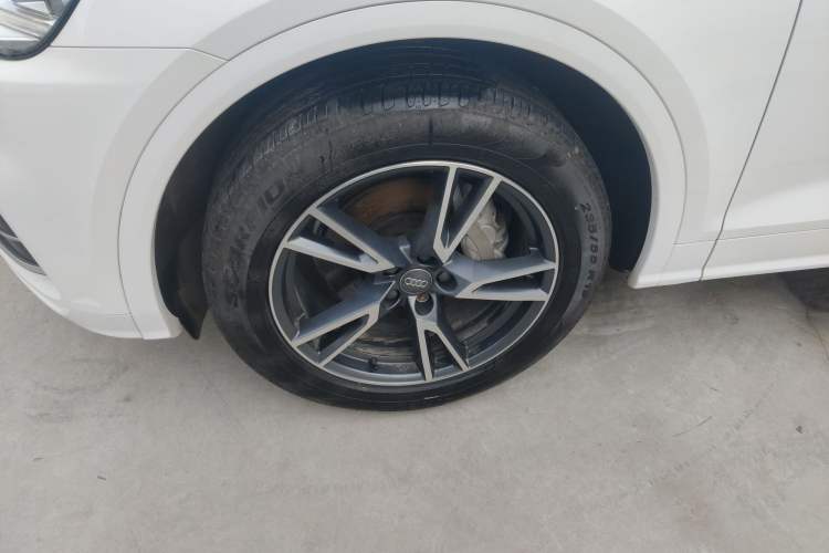 Used Audi Q5L 2018 40 TFSI Prestige Fashion Edition China V Left Front Wheel Hub