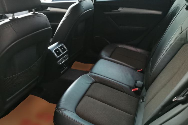 Used Audi Q5L 2018 40 TFSI Prestige Fashion Edition China V Left Rear Seat