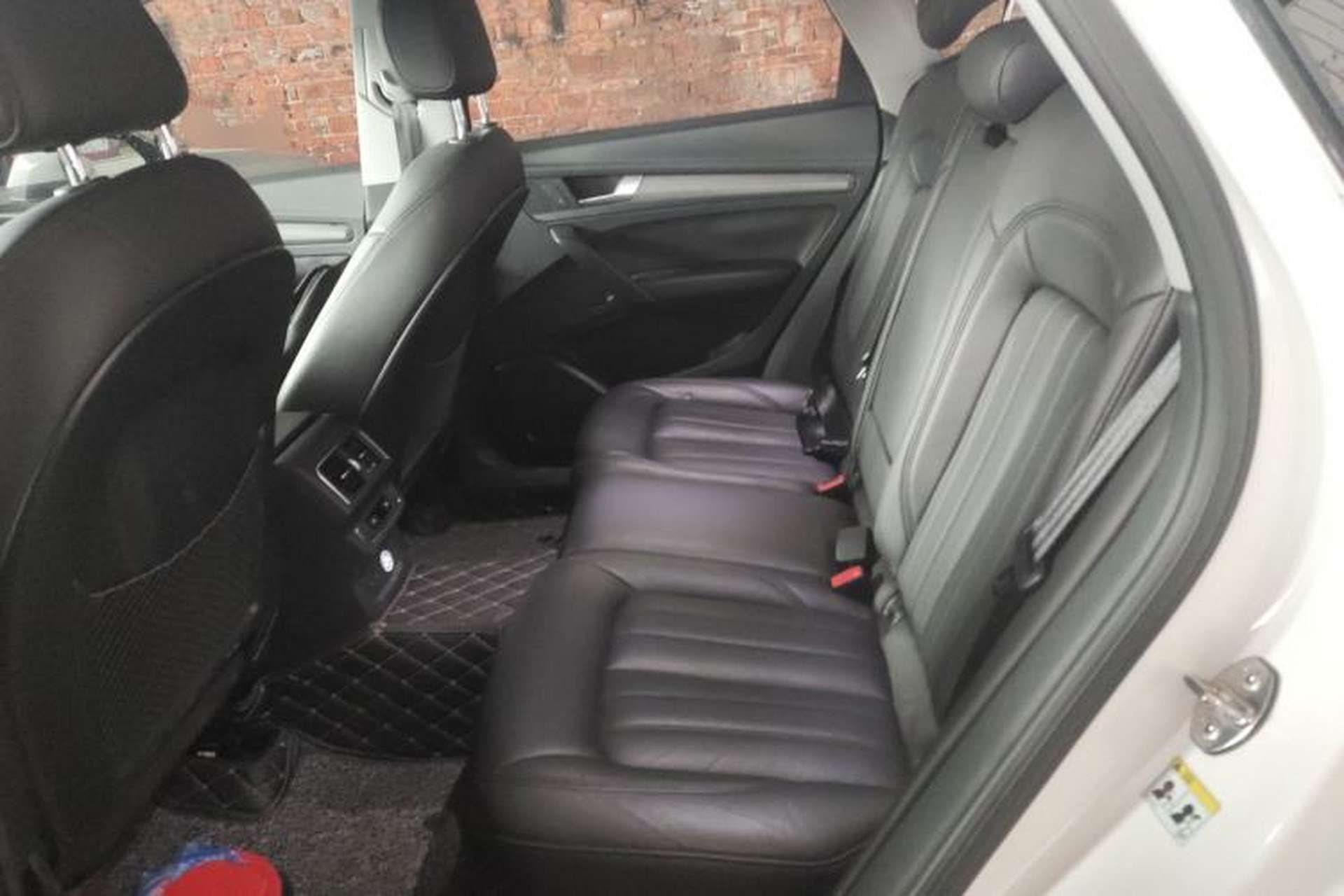Used Audi Q5L 2018 40 TFSI Prestige Edition China V Left Rear Seat