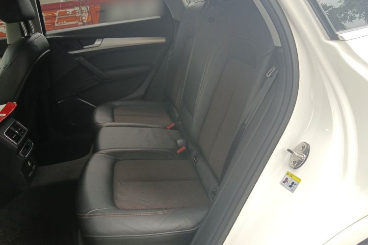Used Audi Q5L 2018 40 TFSI Prestige Fashion Edition China V Left Rear Seat
