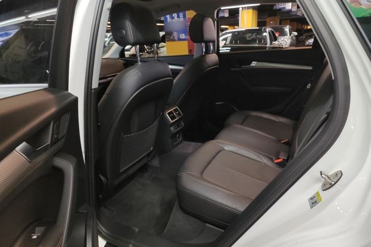 Used Audi Q5L 2018 45 TFSI Prestige Fashion Edition China V Emission Standard Left Rear Seat