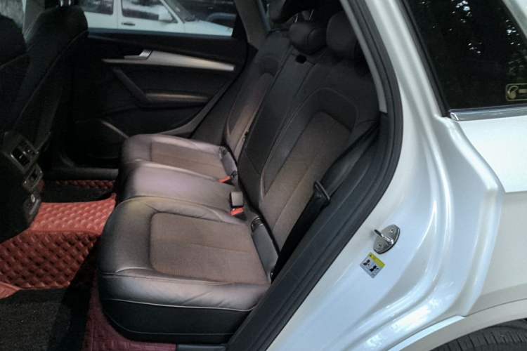 Used Audi Q5L 2018 40 TFSI Prestige Fashion Edition China V Left Rear Seat