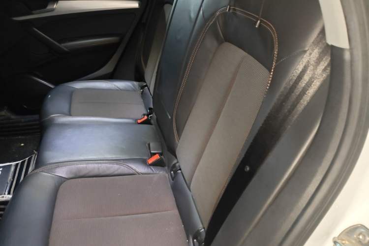 Used Audi Q5L 2018 40 TFSI Prestige Fashion Edition China V Left Rear Seat