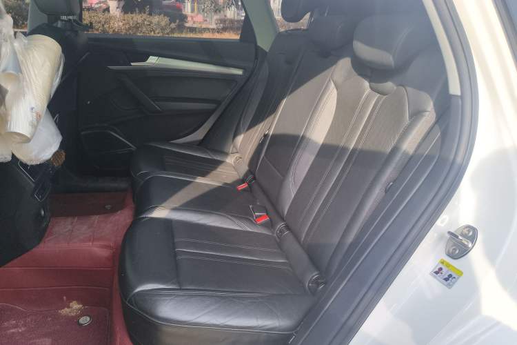 Used Audi Q5L 2018 45 TFSI Prestige Sport China V Left Rear Seat