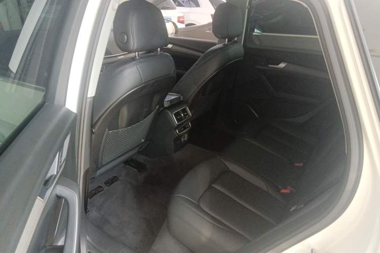 Used Audi Q5L 2018 40 TFSI Prestige Edition China V Left Rear Seat