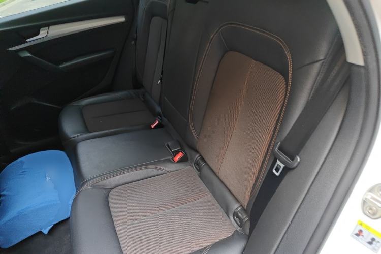 Used Audi Q5L 2018 40 TFSI Prestige Fashion Edition China VI Left Rear Seat