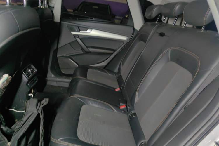 Used Audi Q5L 2018 40 TFSI Prestige Fashion Edition China V Left Rear Seat