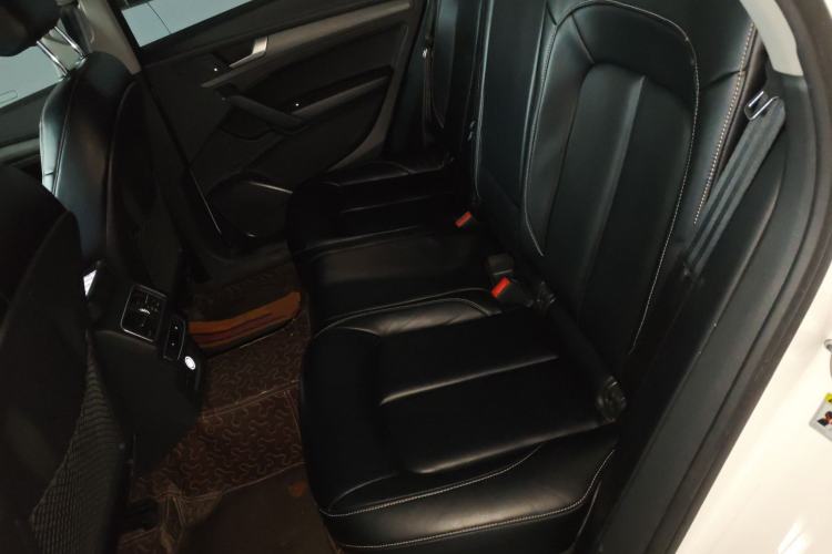 Used Audi Q5L 2018 40 TFSI Prestige Edition China V Left Rear Seat