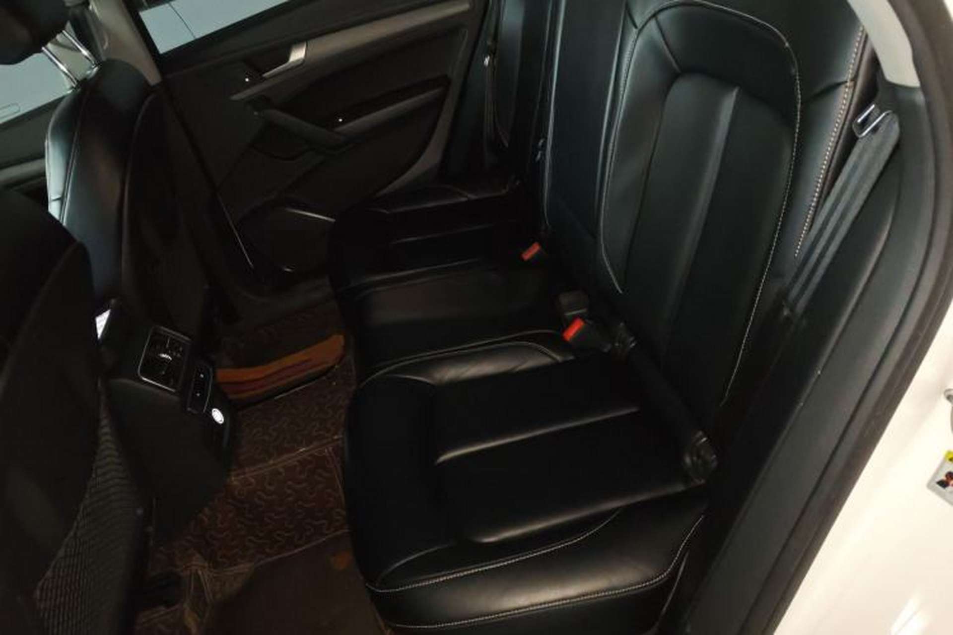 Used Audi Q5L 2018 40 TFSI Prestige Edition China V Left Rear Seat