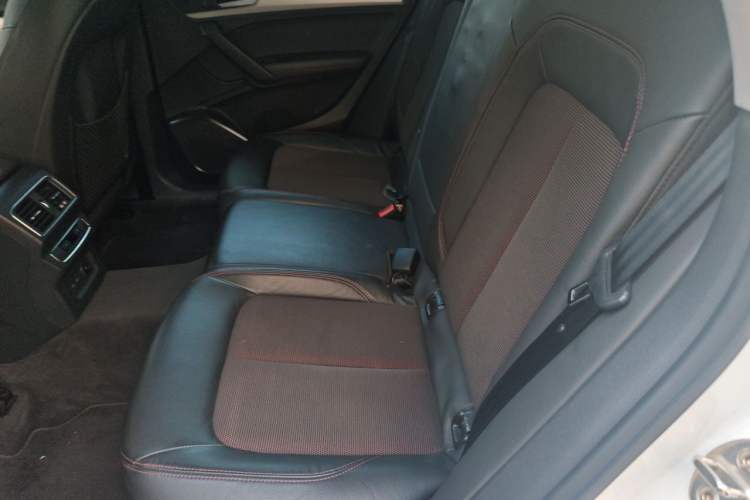 Used Audi Q5L 2018 40 TFSI Prestige Edition China V Left Rear Seat
