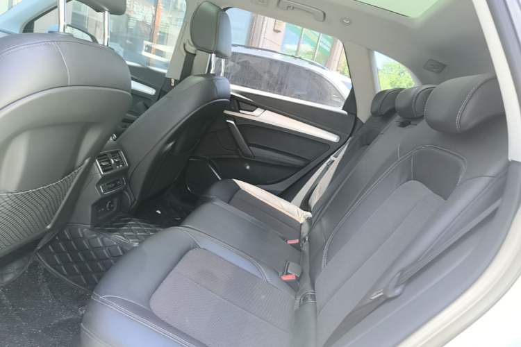 Used Audi Q5L 2018 40 TFSI Prestige Fashion Edition China V Left Rear Seat
