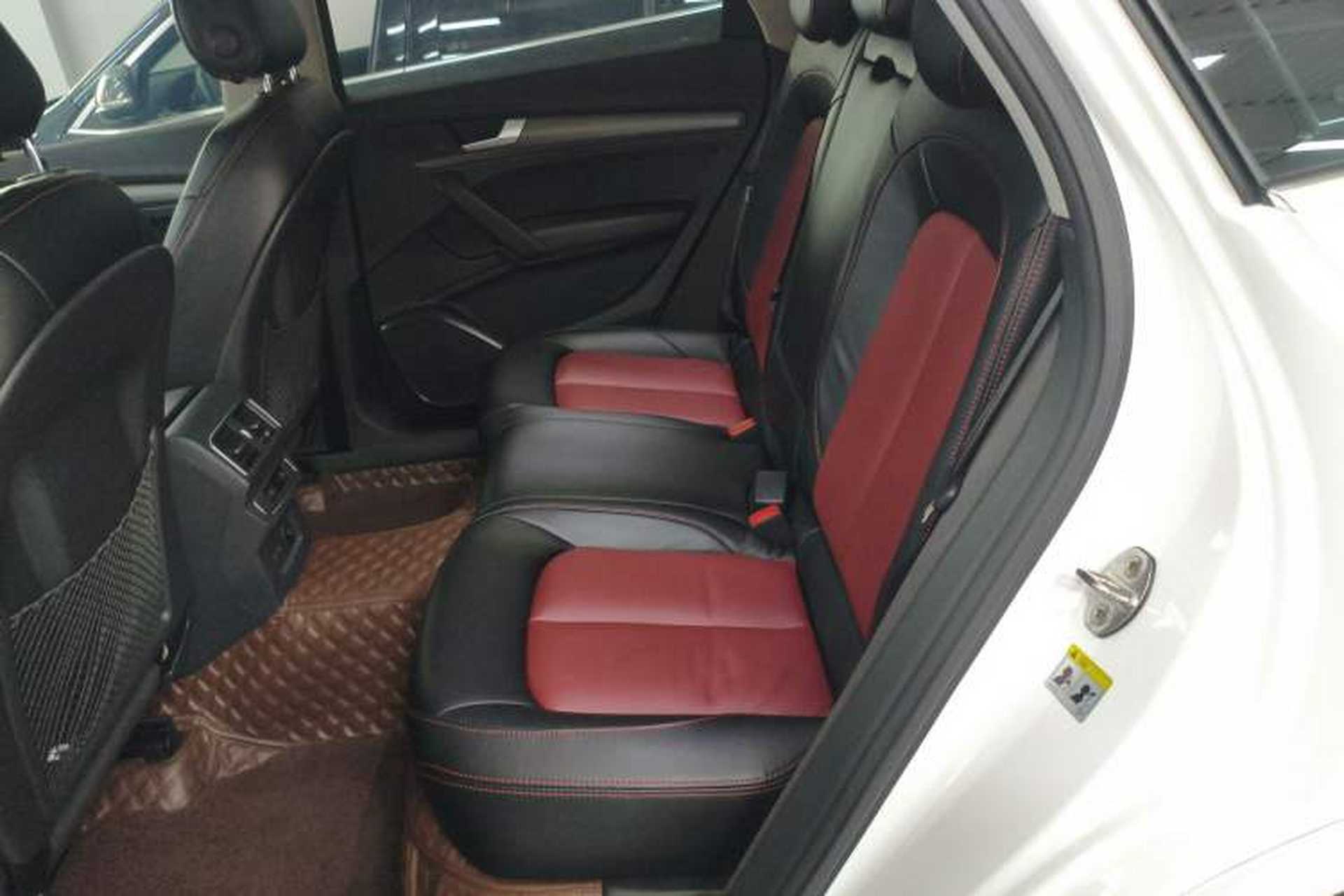 Used Audi Q5L 2018 40 TFSI Prestige Edition China VI Emission Standard Left Rear Seat