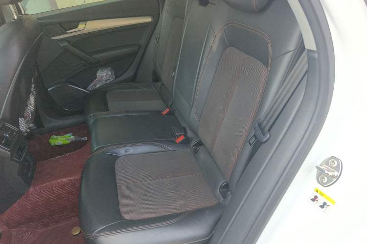 Used Audi Q5L 2018 40 TFSI Prestige Fashion Edition China V Left Rear Seat