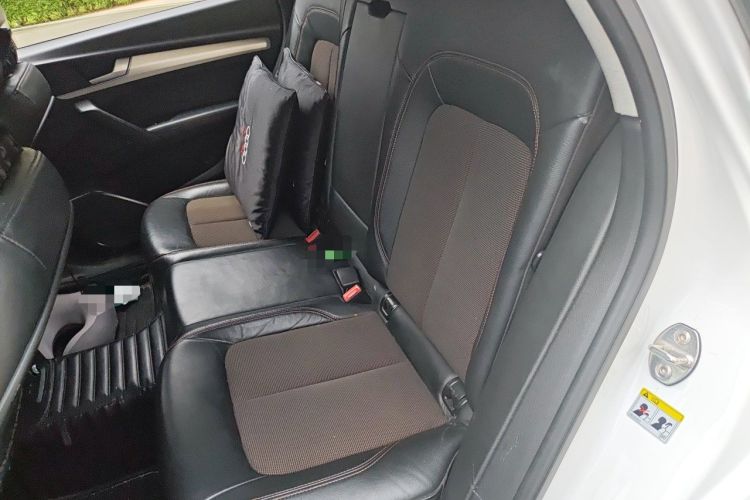 Used Audi Q5L 2018 40 TFSI Prestige Fashion Edition China VI Left Rear Seat