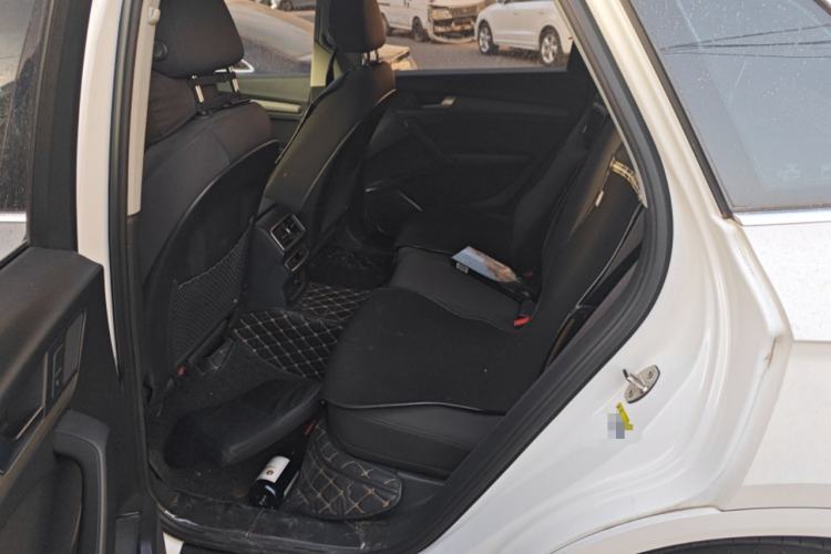 Used Audi Q5L 2018 40 TFSI Prestige Edition China V Left Rear Seat