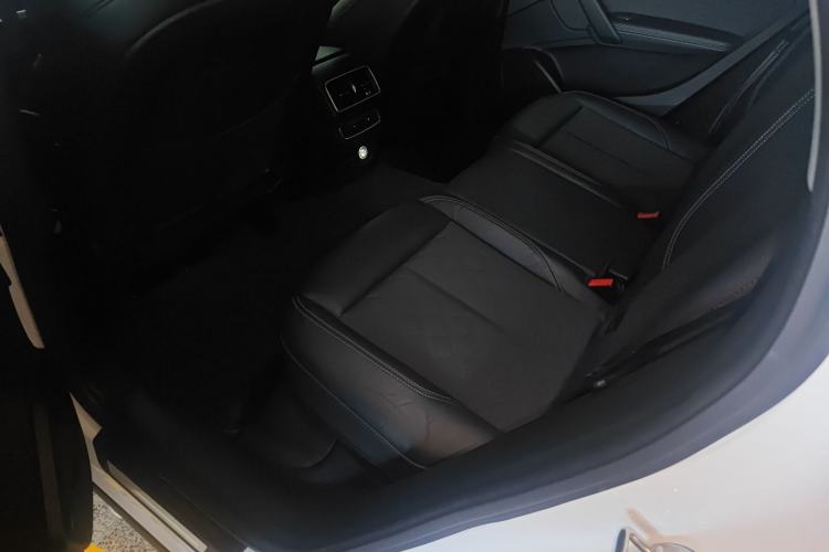 Used Audi Q5L 2018 45 TFSI Prestige Sport China V Left Rear Seat