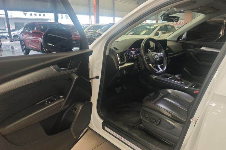 Used Audi Q5L 2018 45 TFSI Prestige Fashion Edition China V Emission Standard Left Rear Seat