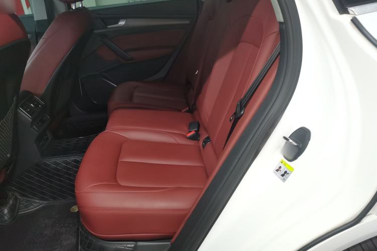 Used Audi Q5L 2018 40 TFSI Prestige Edition China V Left Rear Seat
