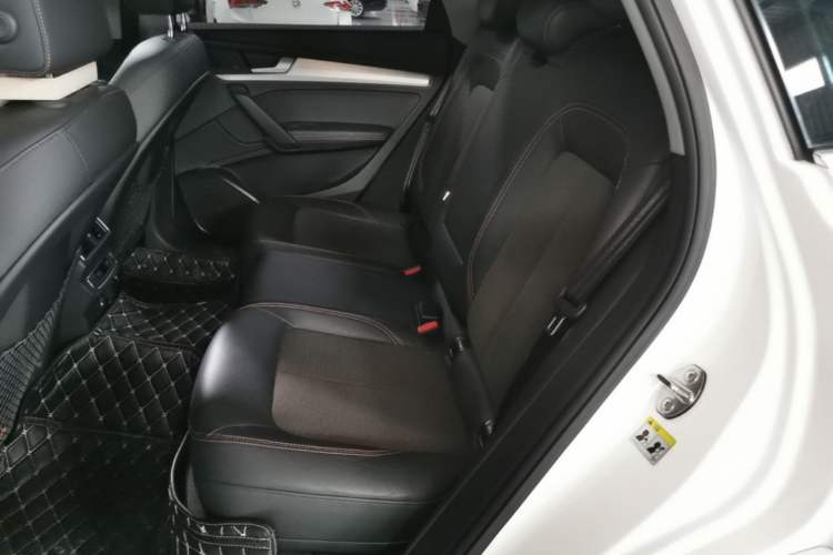 Used Audi Q5L 2018 40 TFSI Prestige Fashion Edition China V Left Rear Seat
